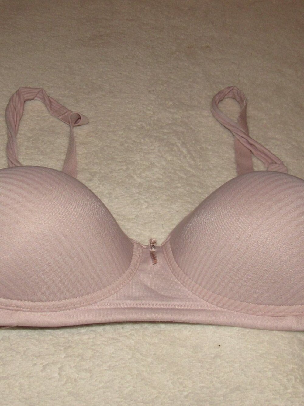 Vanity Fair Full Coverage Wirefree Beige Bra 38B USED